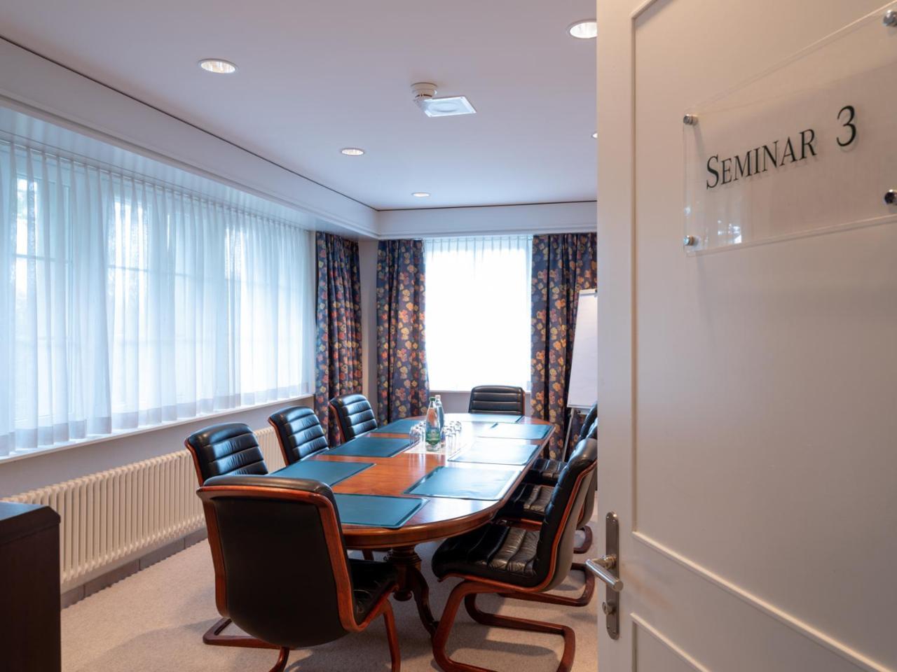 Landgasthof Hotel Menzberg エクステリア 写真