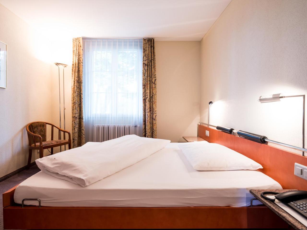 Landgasthof Hotel Menzberg エクステリア 写真
