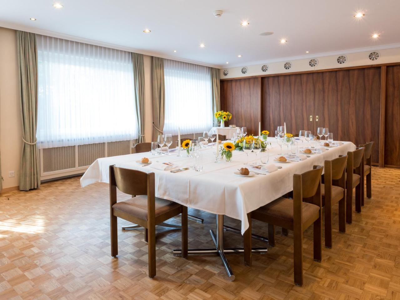 Landgasthof Hotel Menzberg エクステリア 写真