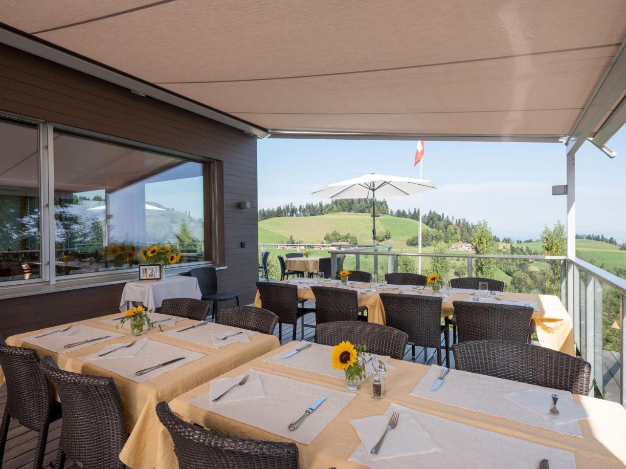 Landgasthof Hotel Menzberg エクステリア 写真